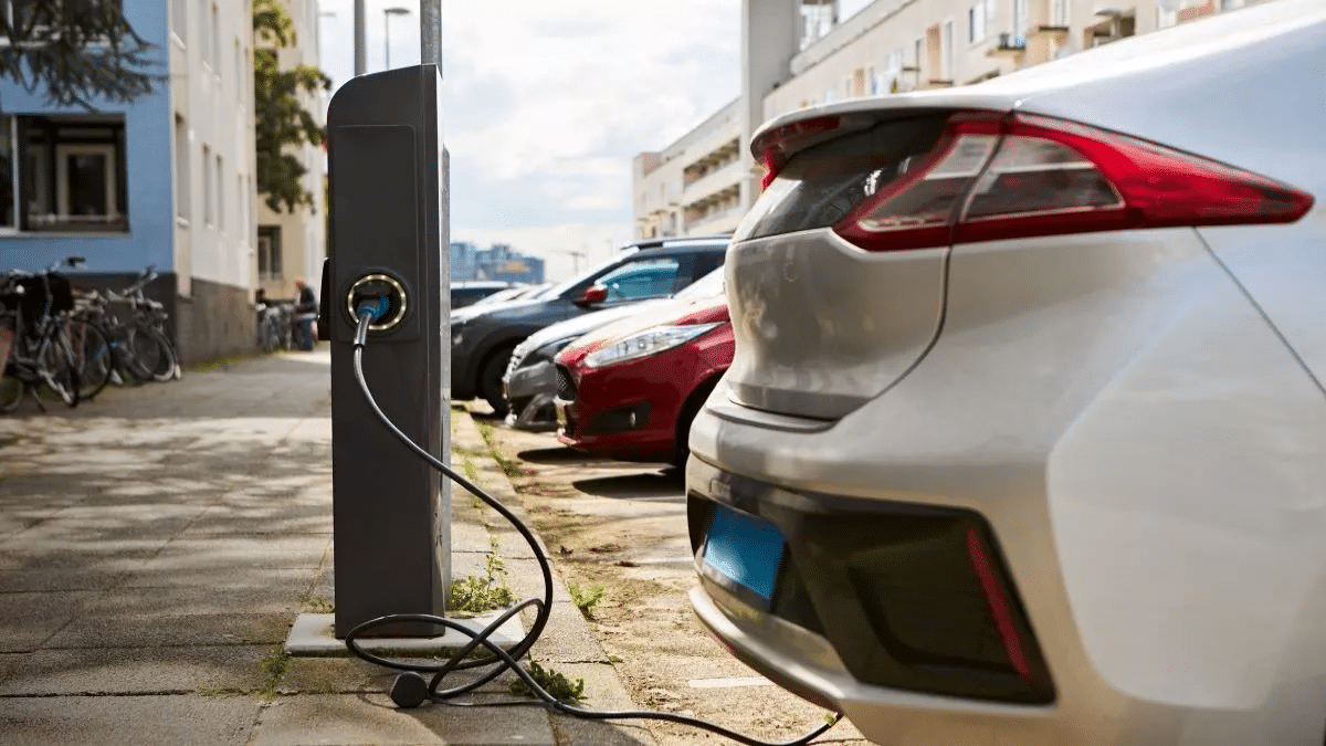 Elektrikli Araçların Şarj Altyapısı ve Kısıtlamaları